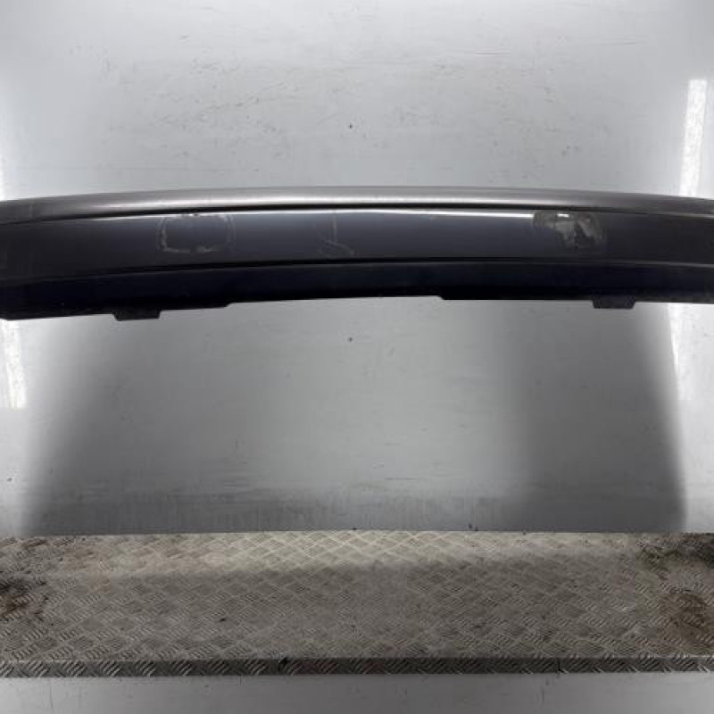 Pare choc arriere MERCEDES CLASSE E 210