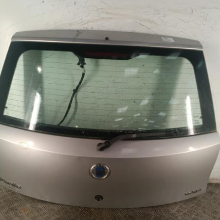 Malle/Hayon arriere FIAT PUNTO 2 Photo n°1