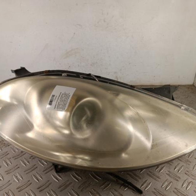 Optique avant principal droit (feux)(phare) MERCEDES CLASSE A 169