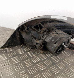 Feu arriere principal gauche (feux) PEUGEOT 208 1 Photo n°3