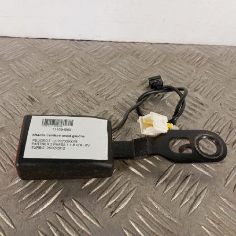 Attache ceinture avant gauche PEUGEOT PARTNER 2