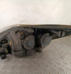 Optique avant principal droit (feux)(phare) FORD FOCUS 2