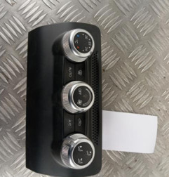 Commande chauffage AUDI A1 1 Photo n°1