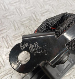Attache ceinture arriere droit RENAULT CLIO 3 Photo n°3