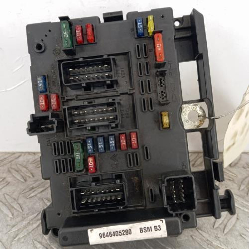 Boitier servitude moteur (BSM) PEUGEOT 307