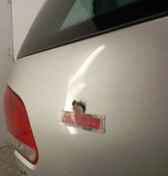 Malle/Hayon arriere VOLKSWAGEN GOLF 6