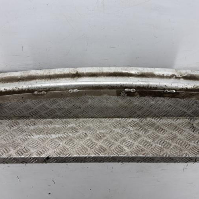 Renfort pare choc arriere (traverse) LAND ROVER RANGE ROVER 1 EVOQUE