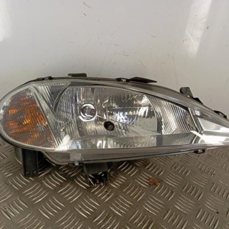 Optique avant principal droit (feux)(phare) RENAULT MEGANE 1