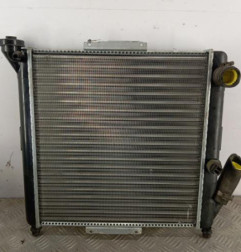 Radiateur eau RENAULT R9 Photo n°1