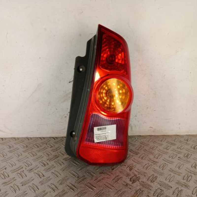 Feu arriere principal droit (feux) MITSUBISHI SPACE STAR 2
