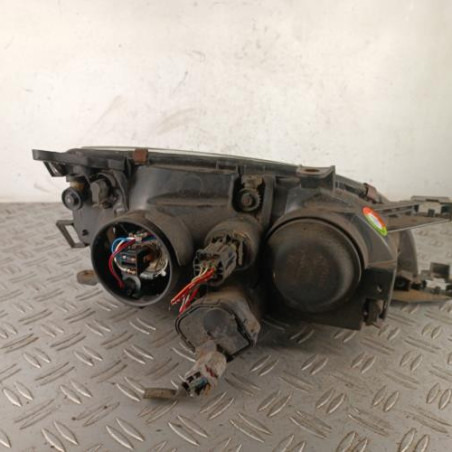 Optique avant principal gauche (feux)(phare) TOYOTA AVENSIS 1