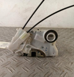 Serrure avant droit TOYOTA YARIS 3