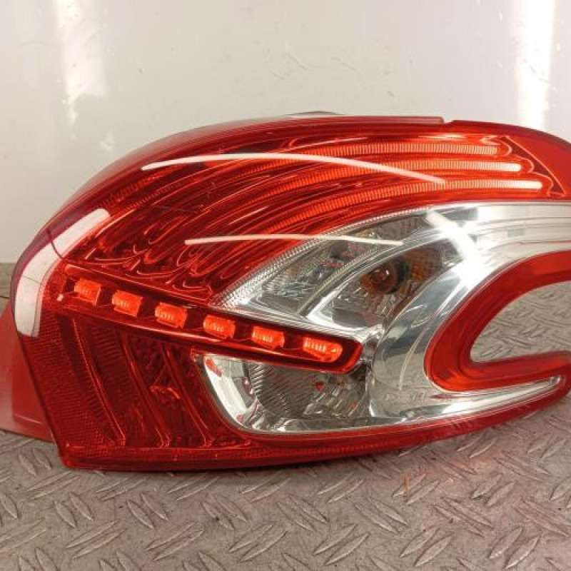Feu arriere principal droit (feux) PEUGEOT 208 1