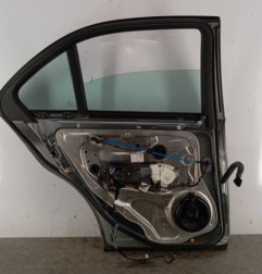 Porte arriere gauche MERCEDES CLASSE C 204 Photo n°5