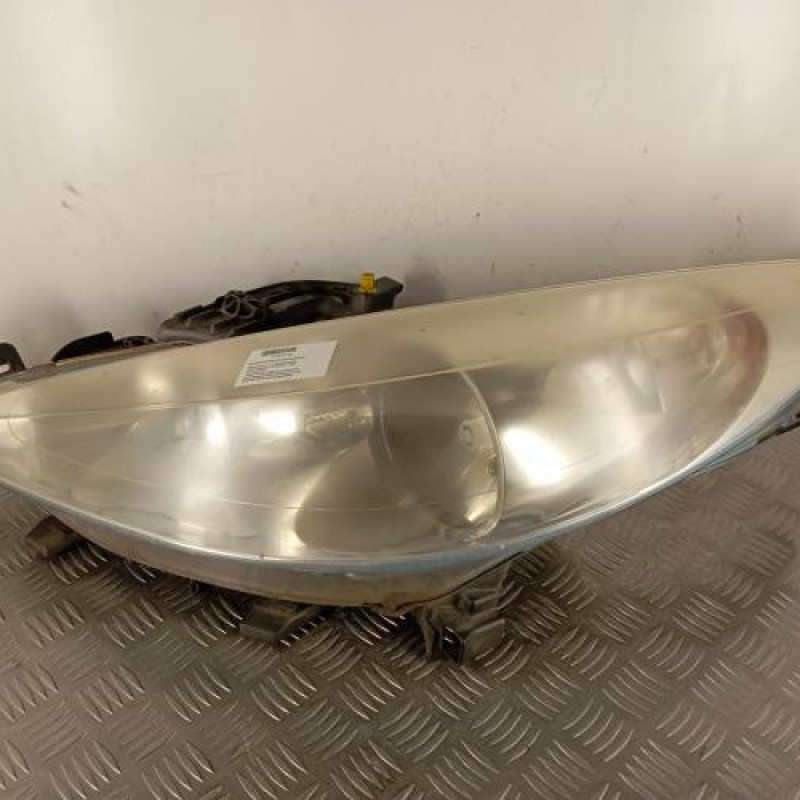 Optique avant principal gauche (feux)(phare) PEUGEOT 207