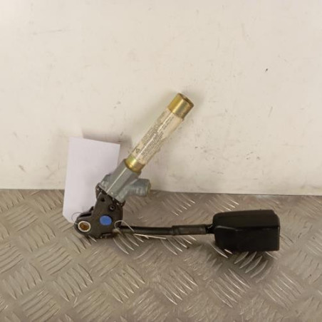 Attache ceinture avant droit PEUGEOT 306