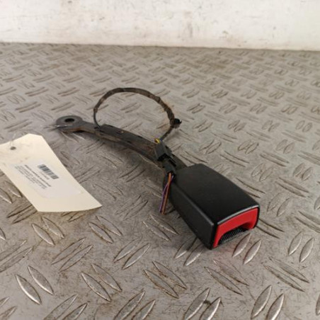 Attache ceinture avant droit VOLKSWAGEN GOLF 7 Photo n°1