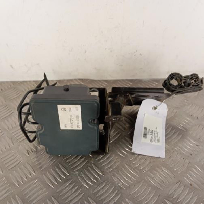 Bloc ABS (freins anti-blocage) AUDI A1 1