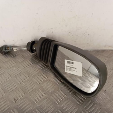 Retroviseur droit FIAT PUNTO 2 Photo n°1