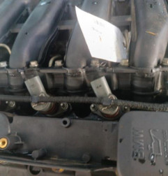 Moteur BMW SERIE 3 E46 Photo n°1
