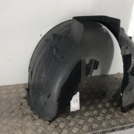 Pare boue avant gauche PEUGEOT 5008 1