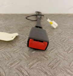 Attache ceinture avant gauche PEUGEOT 3008 1