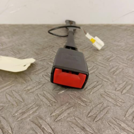 Attache ceinture avant gauche PEUGEOT 3008 1