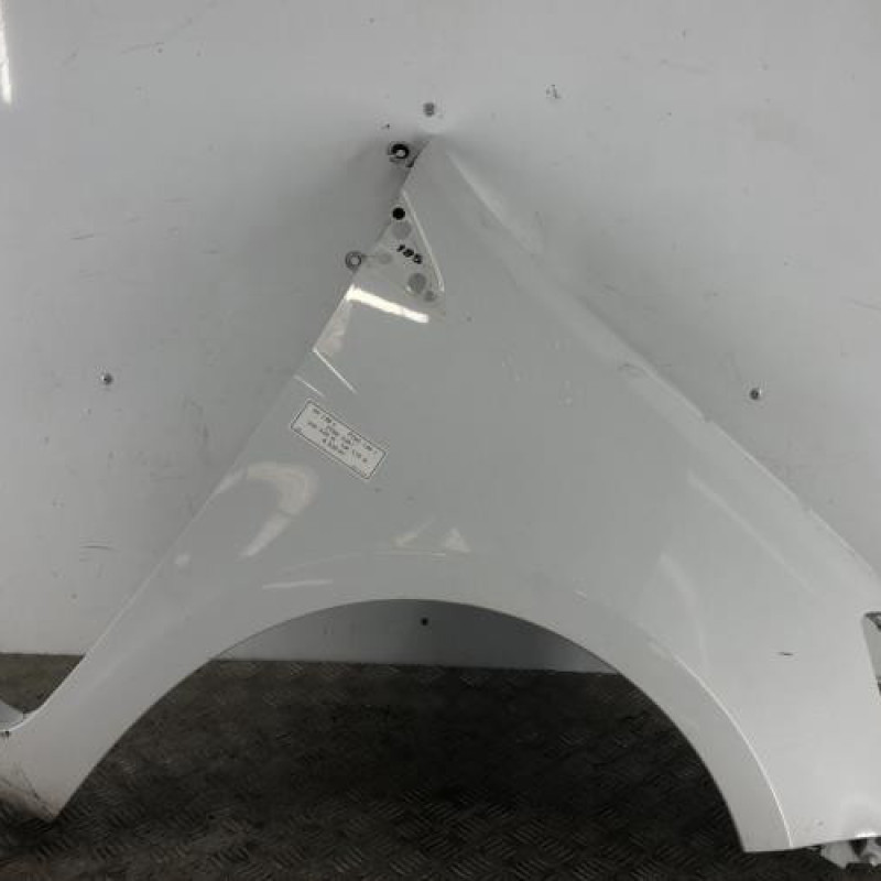 Aile avant droit RENAULT CLIO 3