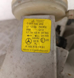 Optique avant principal droit (feux)(phare) MERCEDES CLASSE A 168 Photo n°4