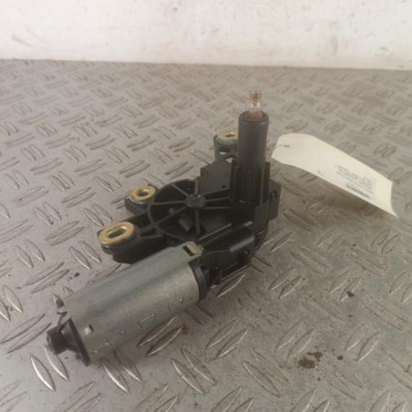 Moteur essuie glace arriere MERCEDES CLASSE A 168 Photo n°1