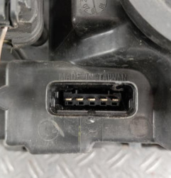 Optique avant principal droit (feux)(phare) RENAULT LAGUNA 2 Photo n°3