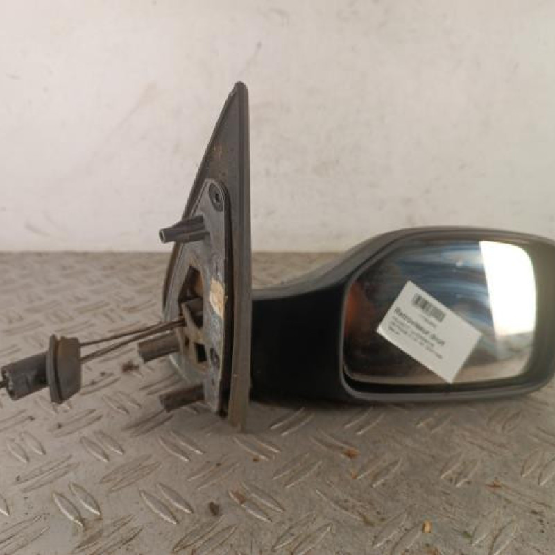 Retroviseur droit PEUGEOT 106