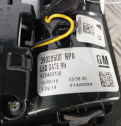 Feu arriere secondaire droit (feux) OPEL ZAFIRA TOURER C Photo n°3