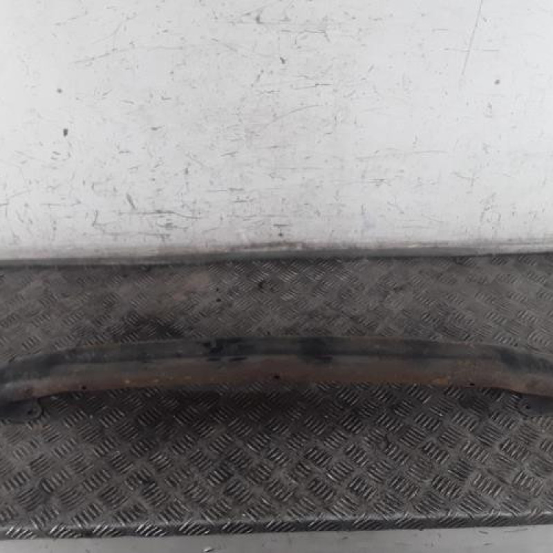 Renfort pare choc arriere (traverse) FORD FOCUS 1