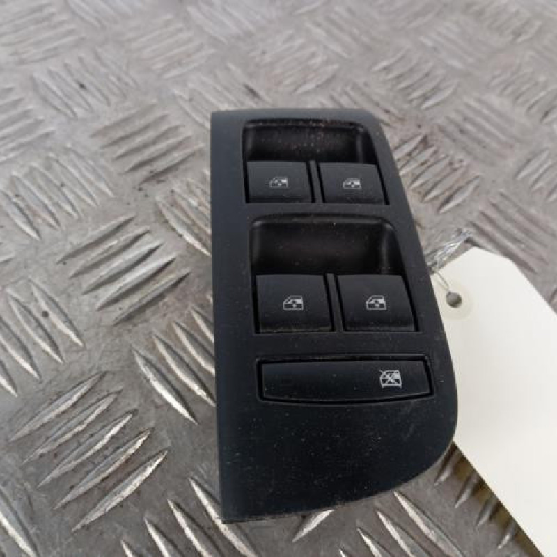 Interrupteur de leve vitre avant gauche OPEL ZAFIRA TOURER C