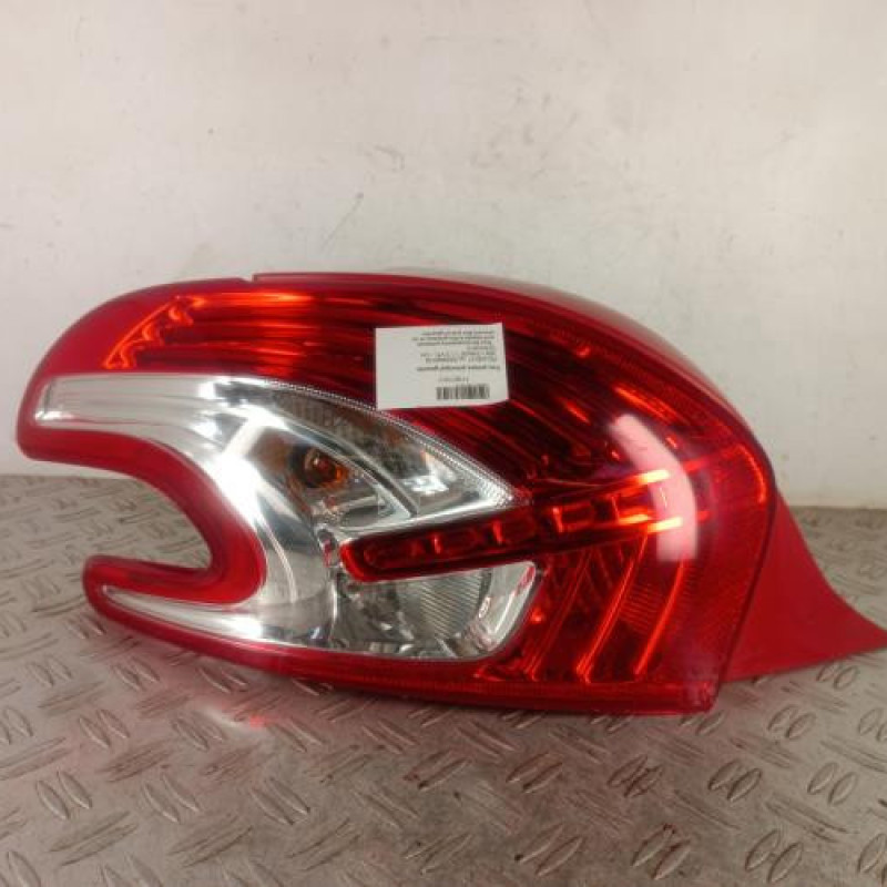 Feu arriere principal gauche (feux) PEUGEOT 208 1