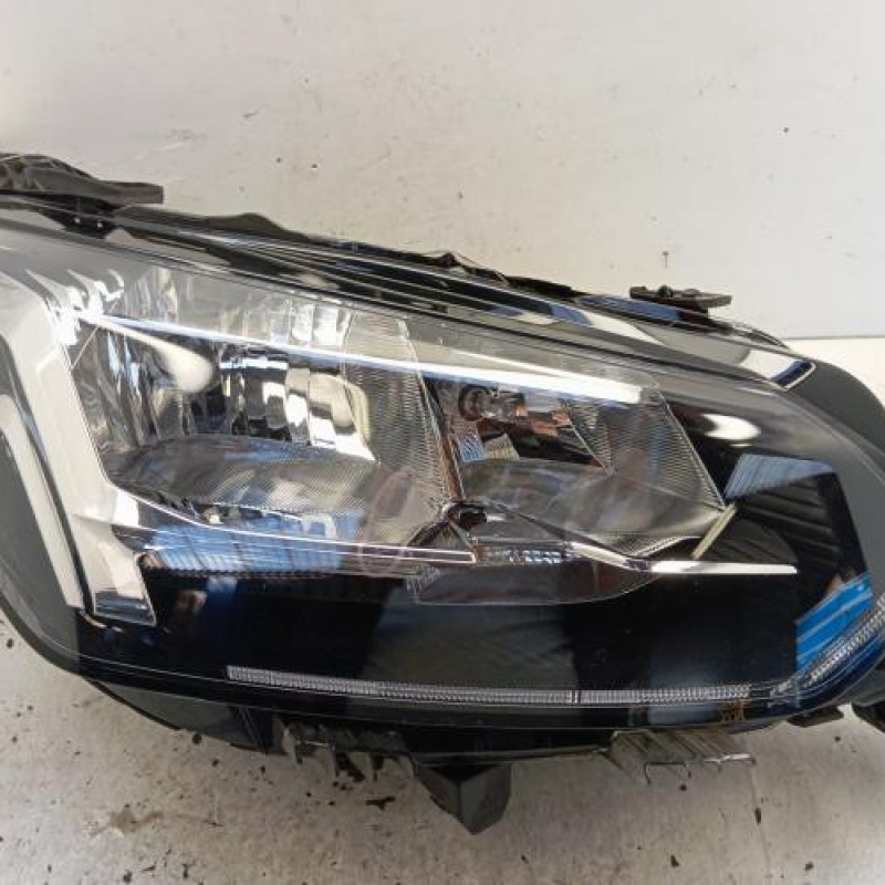 Optique avant principal droit (feux)(phare) PEUGEOT 208 2