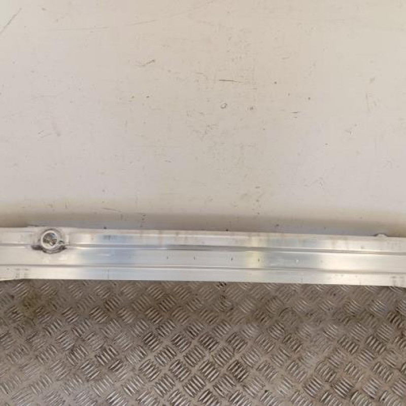 Renfort pare choc arriere (traverse) FORD FOCUS 4