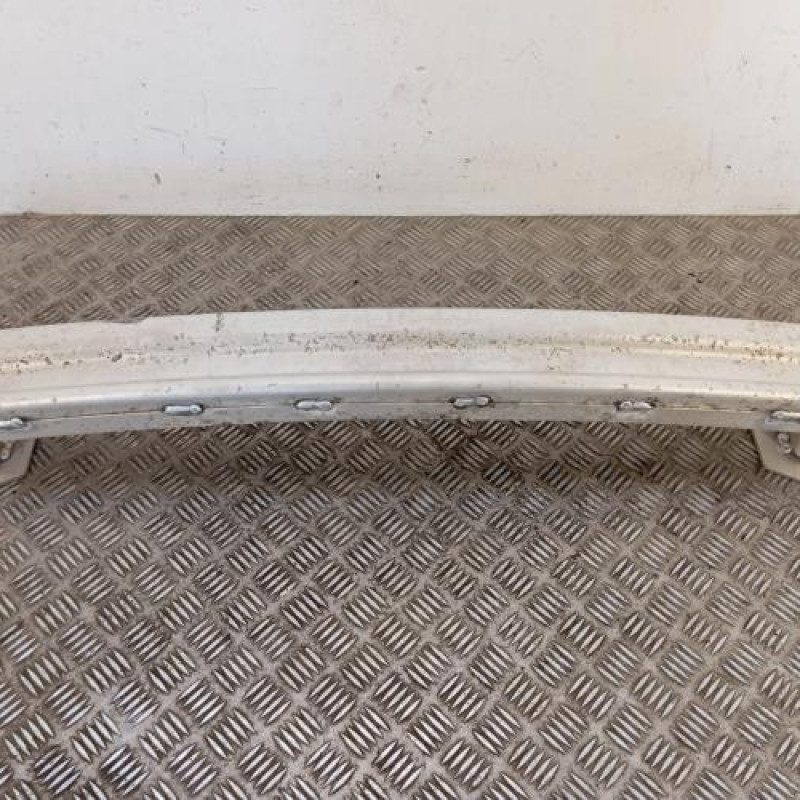 Renfort pare choc arriere (traverse) LAND ROVER RANGE ROVER 1 EVOQUE