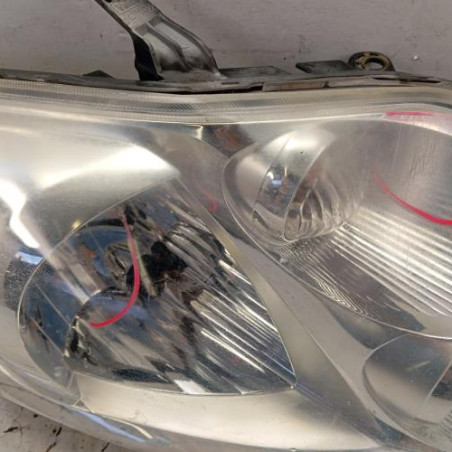 Optique avant principal droit (feux)(phare) TOYOTA AURIS 1