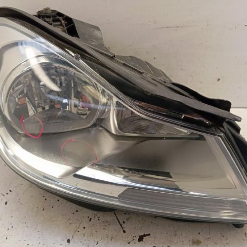Optique avant principal droit (feux)(phare) MERCEDES CLASSE C 204
