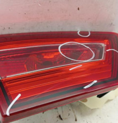 Feu arriere secondaire gauche (feux) RENAULT CLIO 4 Photo n°4