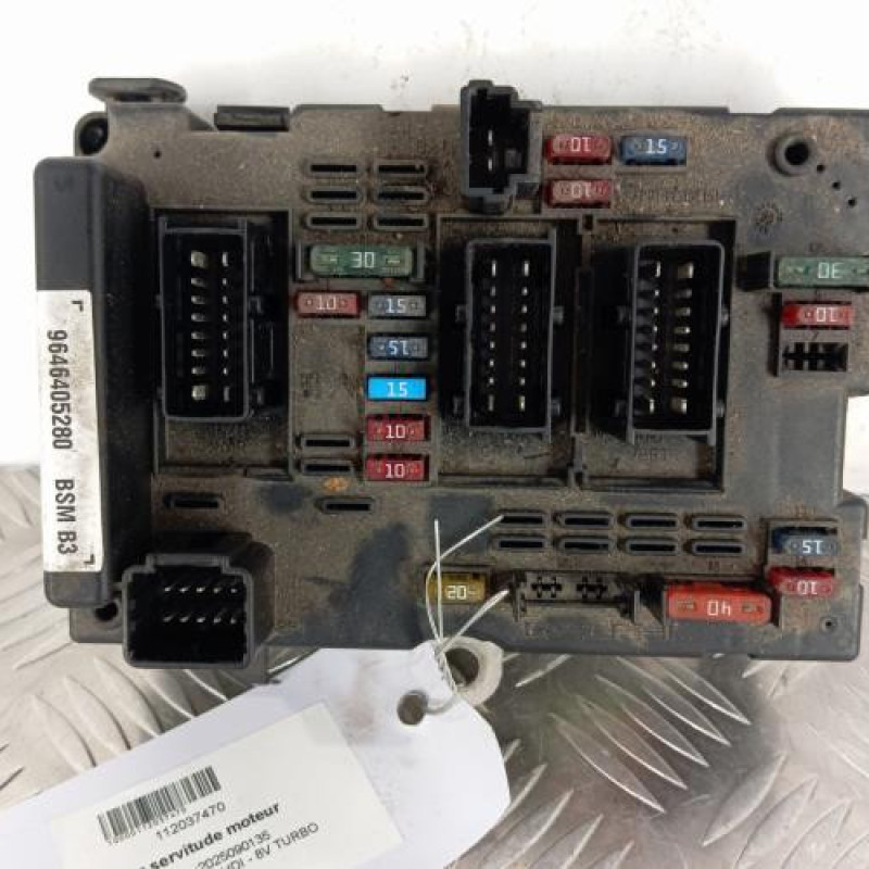Boitier servitude moteur (BSM) PEUGEOT 307 Boitier servitude moteur (BSM) PEUGEOT 307