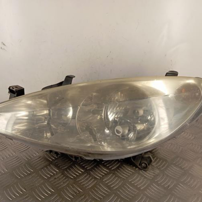 Optique avant principal gauche (feux)(phare) PEUGEOT 307