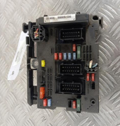 Boitier servitude moteur (BSM) PEUGEOT 307 Photo n°1