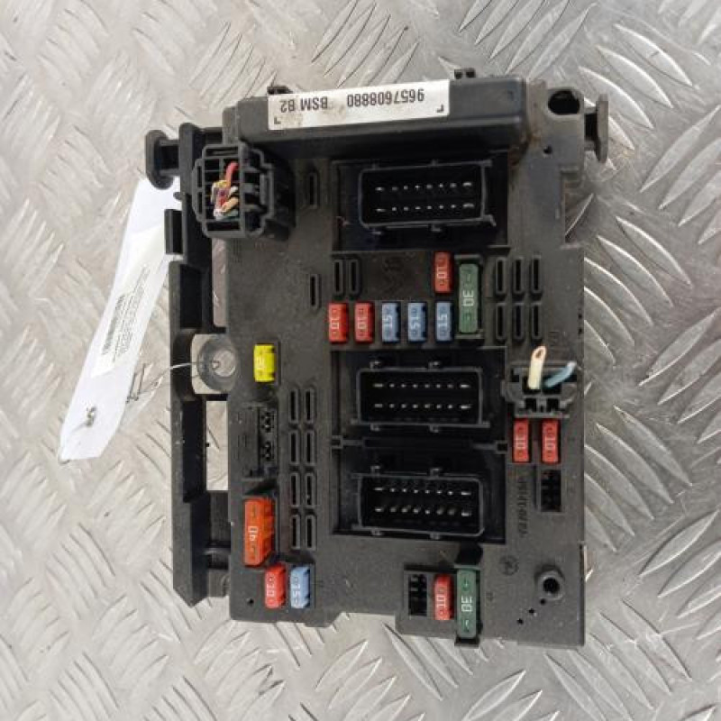 Boitier servitude moteur (BSM) PEUGEOT 307