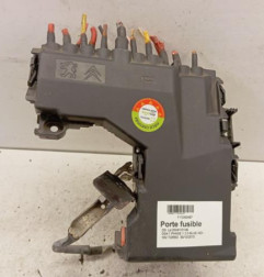Porte fusible DS DS4 1 Photo n°1