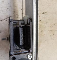 Leve vitre electrique arriere gauche PEUGEOT 2008 1 Photo n°4