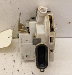 Serrure avant droit VOLKSWAGEN POLO 3