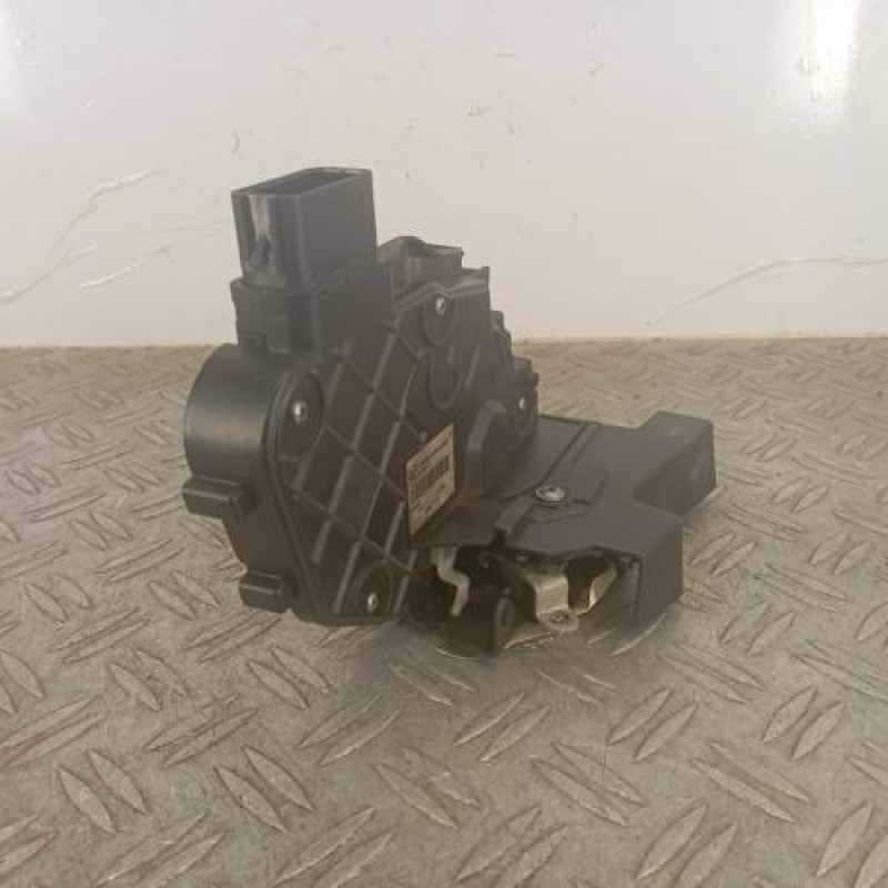 Serrure avant gauche LAND ROVER RANGE ROVER 1 SPORT